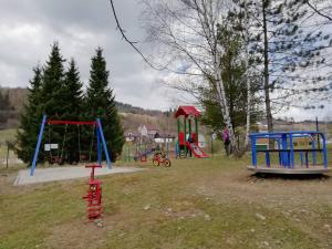 Nové detské ihrisko a športové vybavenie z dotácie Úradu vlády SR